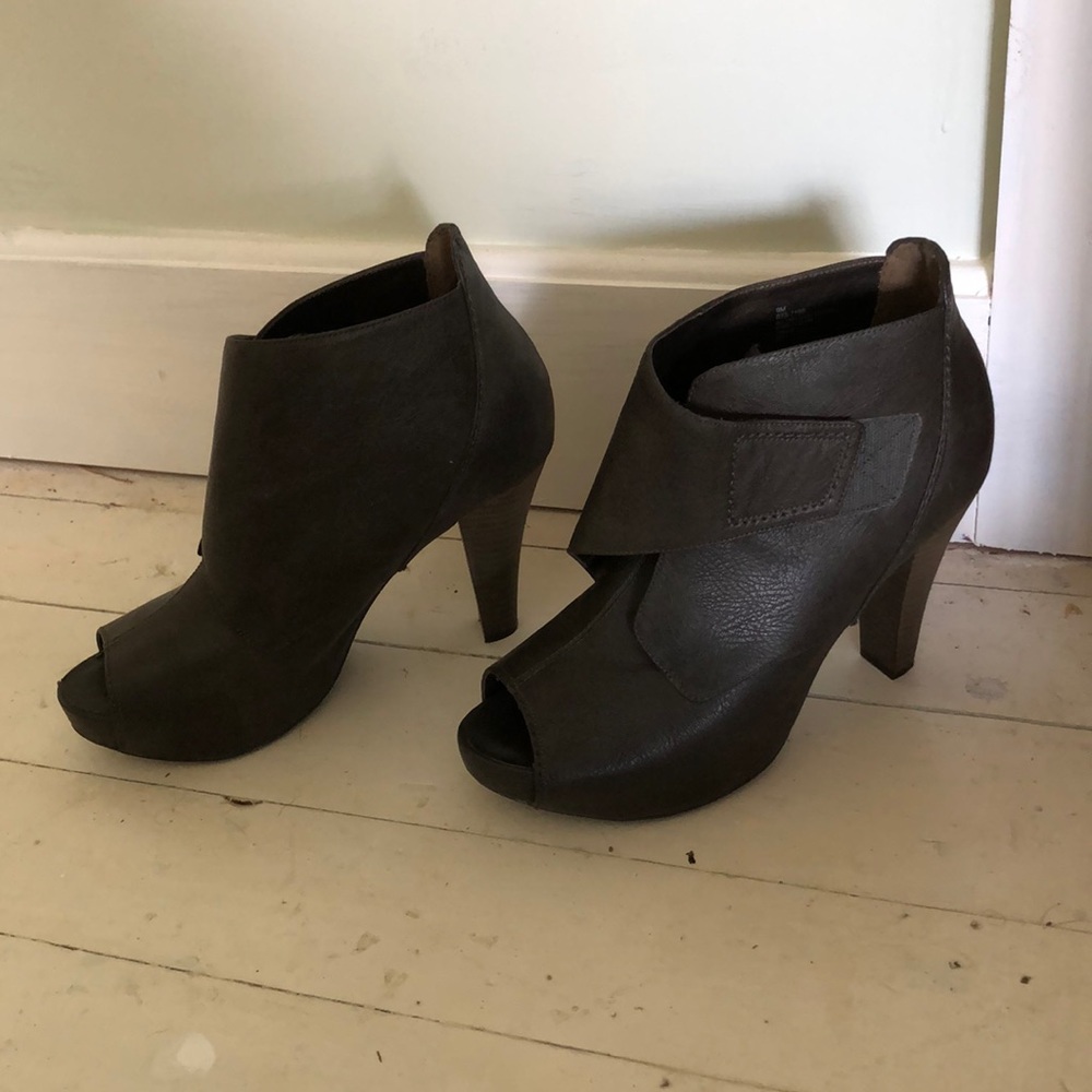 Open toed heels